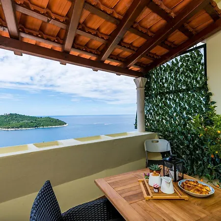 Apartment Reale